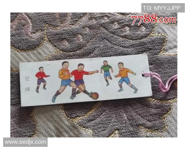 足球书签的魅力与实用性探讨：如何让你的阅读与运动完美结合